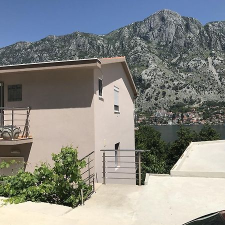 Apartmani Cuce Kotor Exteriör bild